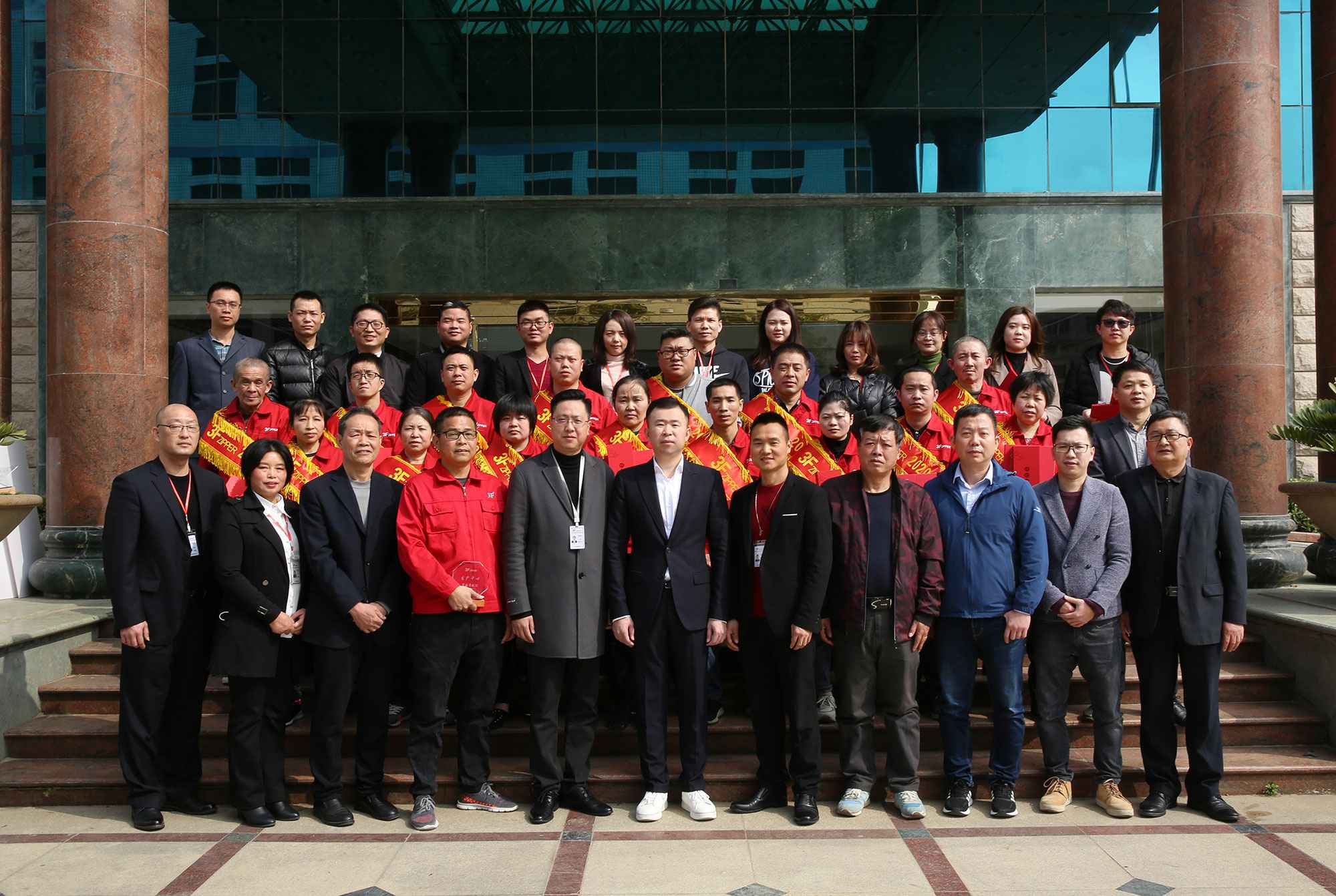 3F长春尚亮医疗科技有限公司召开2020年度经营总结暨表彰大会